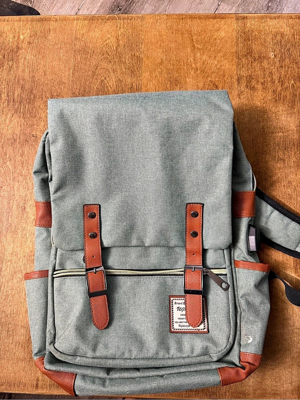 Backpack in Green & Brown